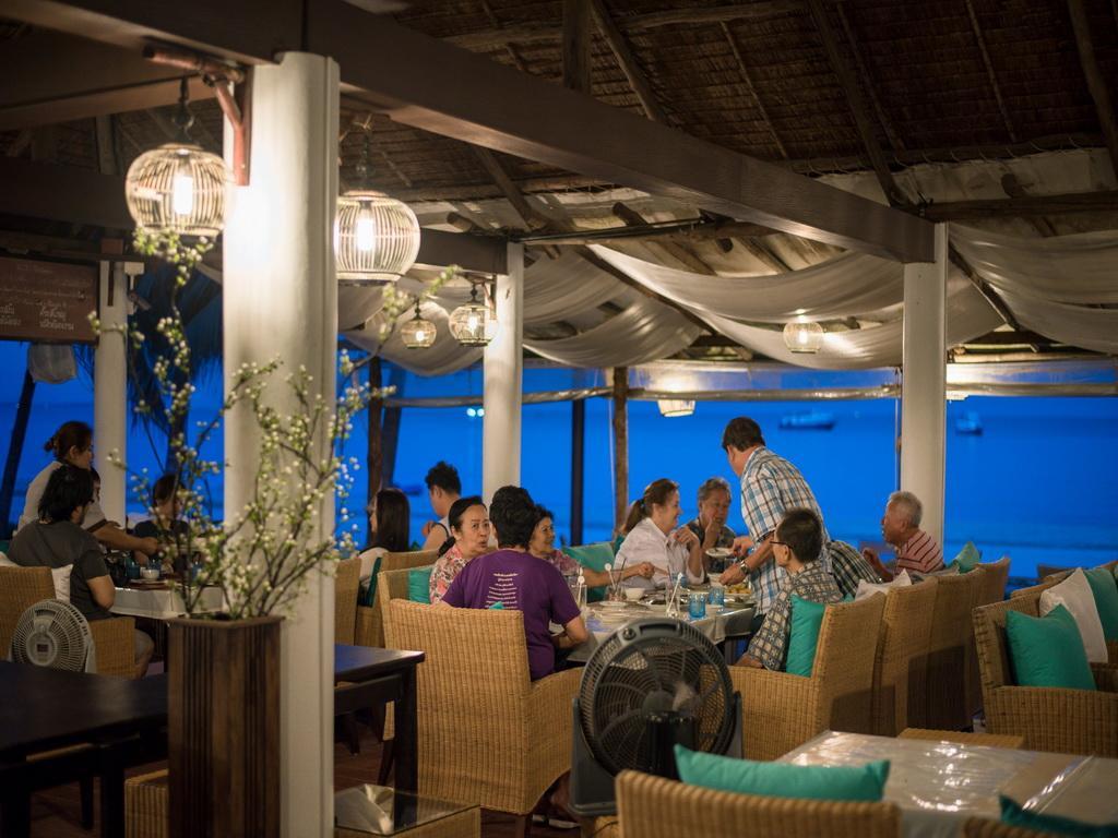 Hotel Baan Chumphon Pathio Exterior foto