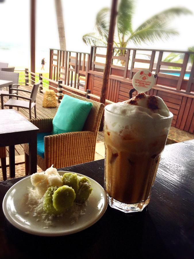 Hotel Baan Chumphon Pathio Exterior foto